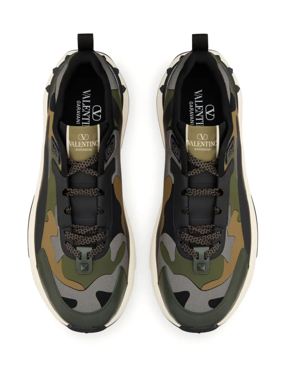 True Act sneakers