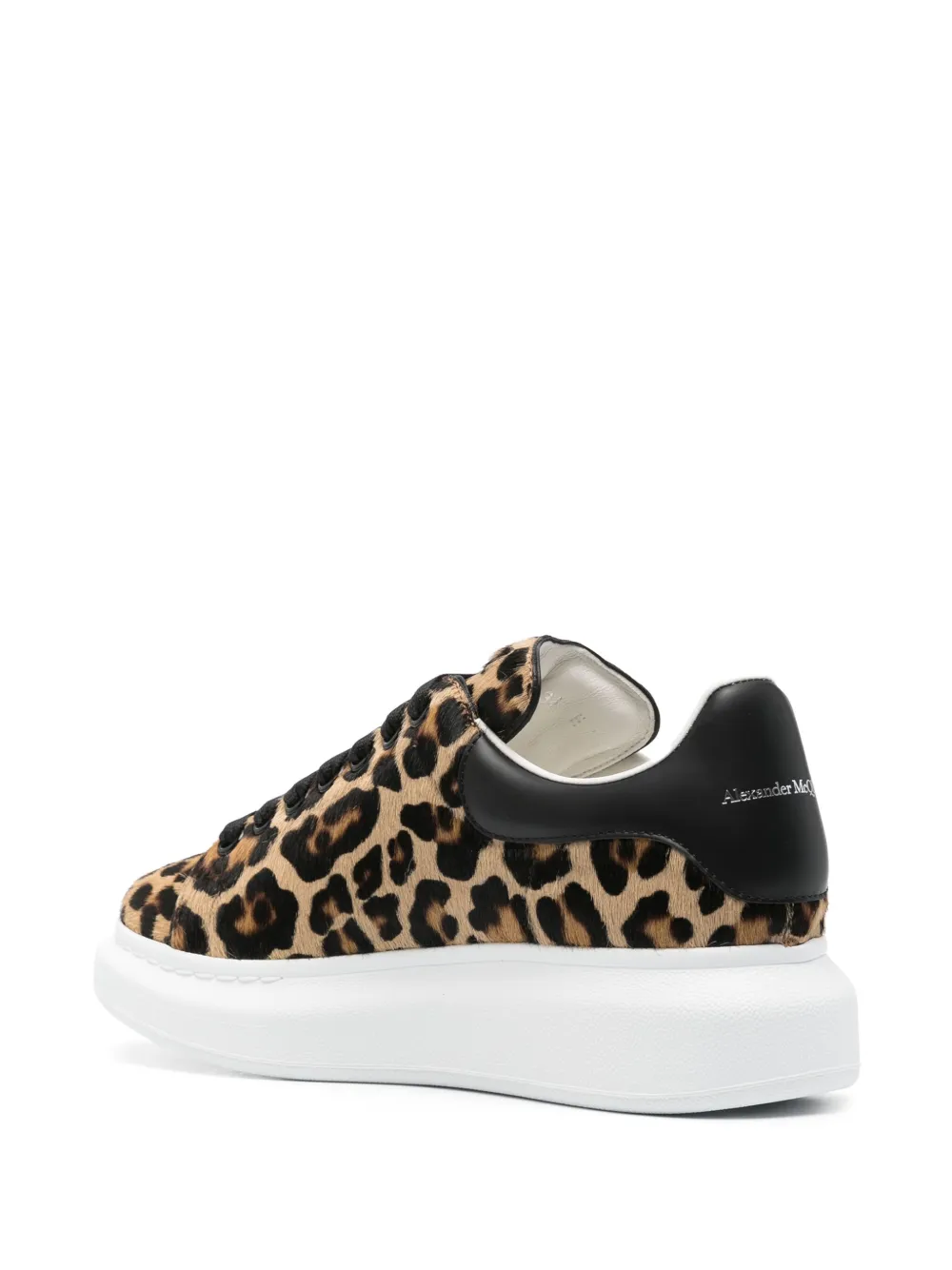 Oversized sneakers