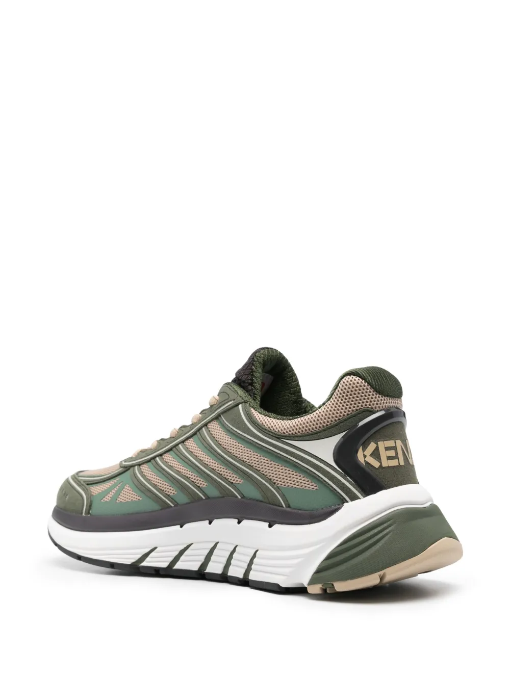 Pace sneakers